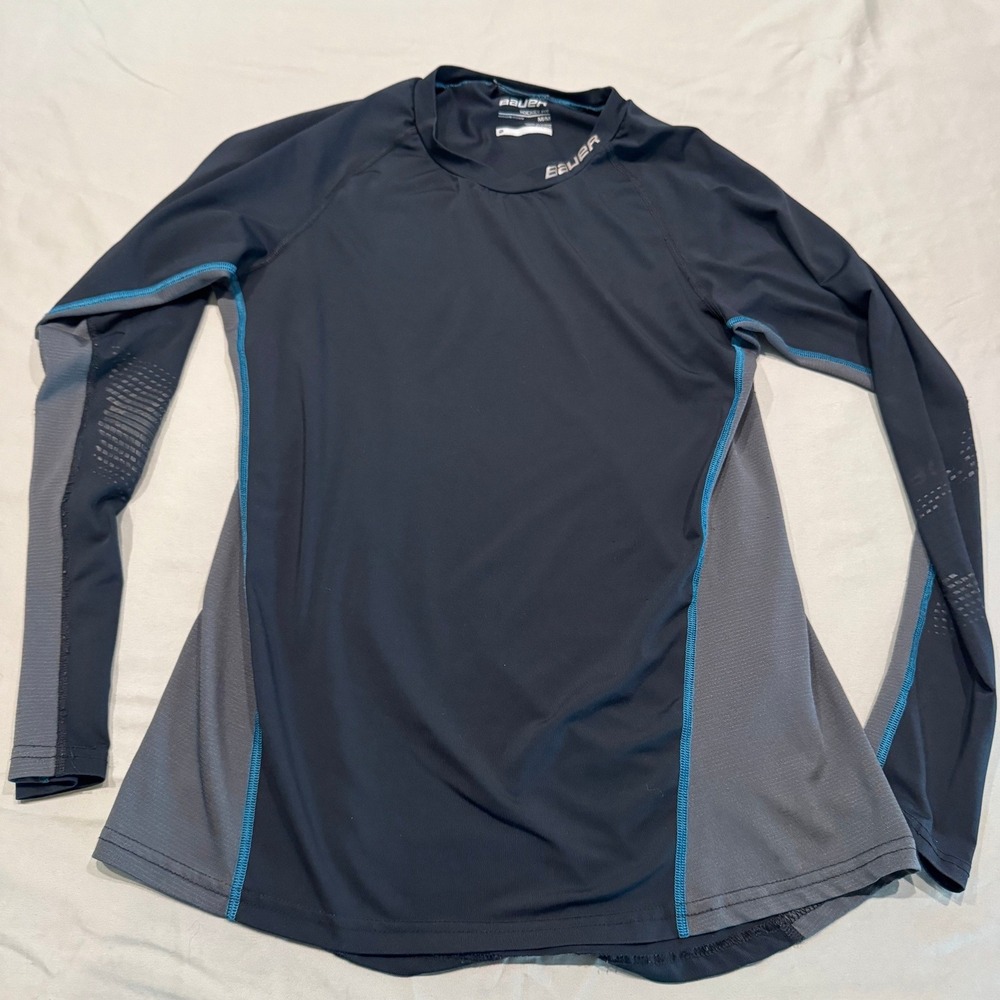 Bauer Hockey Fit Women M Long Sleeve Base Layer compression Top Black Grey